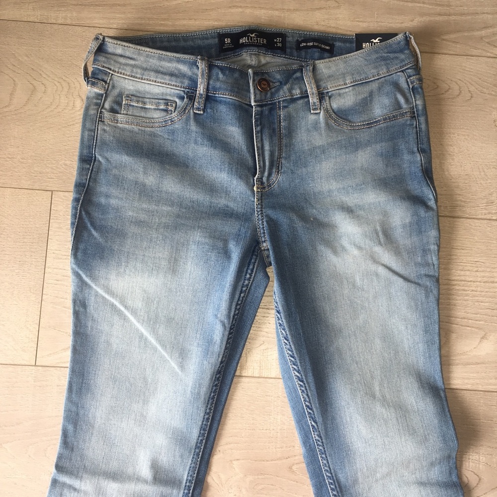 Hollister Jeans